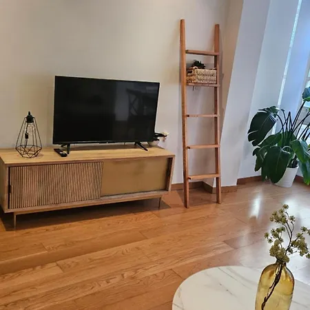 Vivienda En El Centro De La Ciudad *