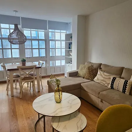 Vivienda En El Centro De La Ciudad Lejlighed A Coruña